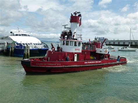 Sffd Guardian Fireboat No San Francisco Fire Department Flickr