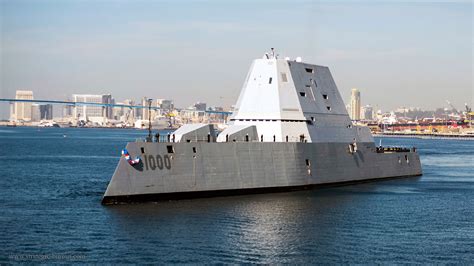 DDG 1000 Zumwalt à lUS Navy Strategic Bureau of Information