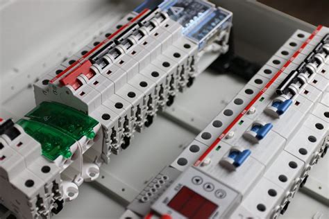 Cablaggio Quadri Elettrici Distribuzione E Automazione Impianti Bianchi