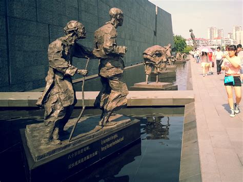 Wanderer-In-Training: Nanjing Massacre Museum