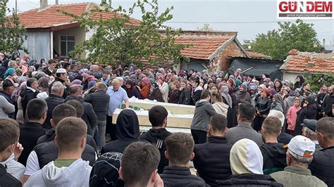 Edirne de baba ile oğlu bir saat arayla kalp krizi geçirerek öldü