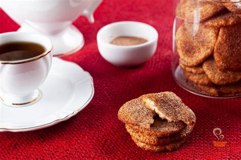 Biscoito de canela super fácil crocante e delicioso