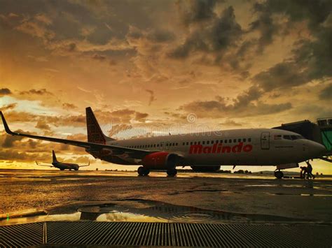 Boeing-747 at sunset stock image. Image of evening, airplane - 4518197