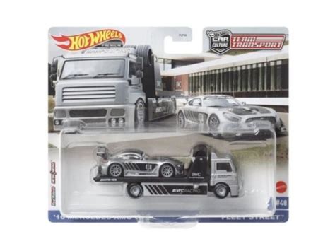 Hot Wheels Fleet Street prémium autószállító kamion Mercedes Benz AMG GT kisautóval