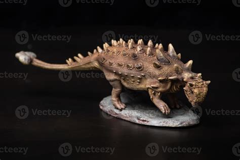 Ankylosaurus Dinosaur In The Dark 21866306 Stock Photo At Vecteezy