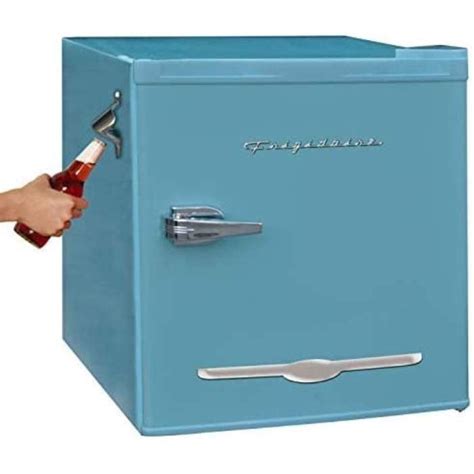 Retro Mini Fridge: 6 Best Vintage Vibe Picks | Catchy Finds