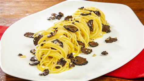 Spaghetti Al Tartufo Nero Ricette Casa Pappagallo