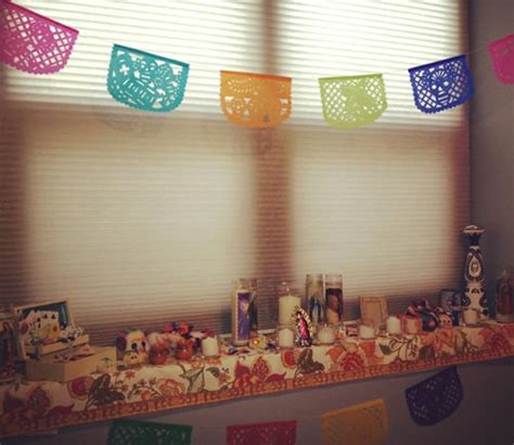 Wordless Wednesday: Building my altar for Día de Los Muertos - The ...