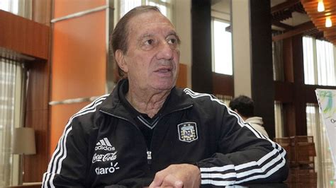 Bilardo cumplió 84 años y Carlos Pachamé le hizo un regalo muy especial