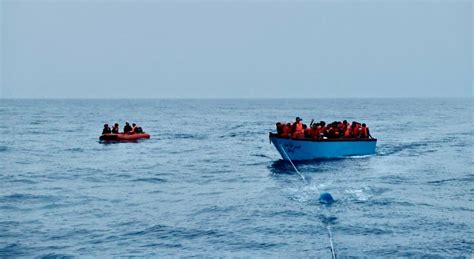 Migranti Nuova Strage Nel Canale Di Sicilia 10 Morti Si Ribalta Barca