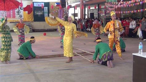 Filipino Folk Dance - Singkil - YouTube