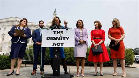 An Immigration Reform Bill Focused On Dignity Has Bipartisan Support