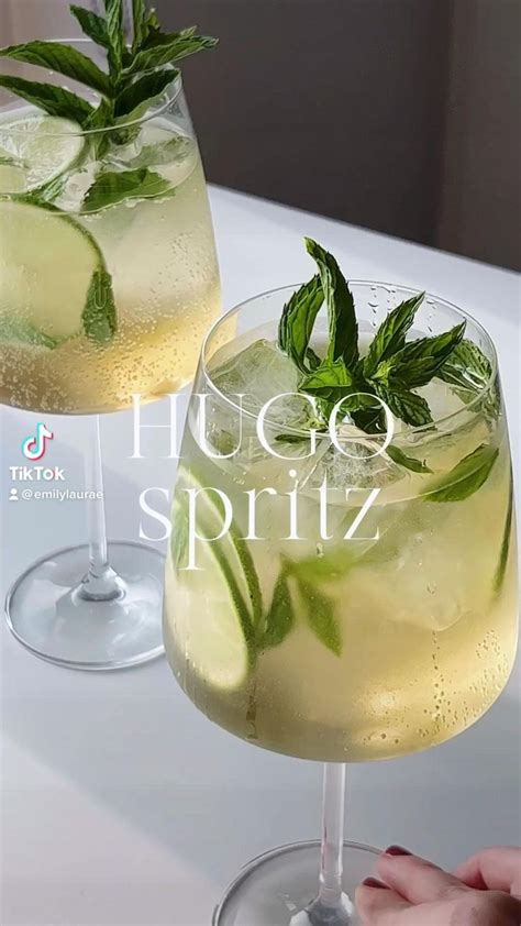 Hugo Spritz Prosecco St Germain Spritz Recipe Wine Spritzer