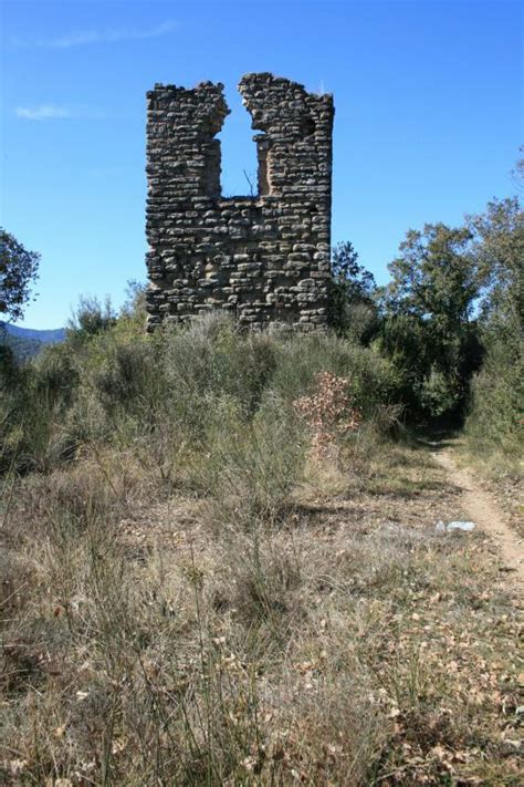 Castillo De Montpalau Y Ermita De Santa Magdalena Garrotxa Cultour