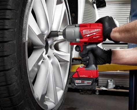 Milwaukee Controlled Torque Impact Wrench | Pro Tool Reviews