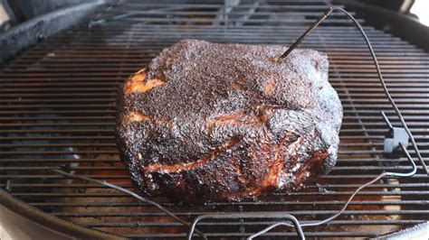 Duroc Pork Shoulder 26” Weber Kettle Slow N Sear Youtube