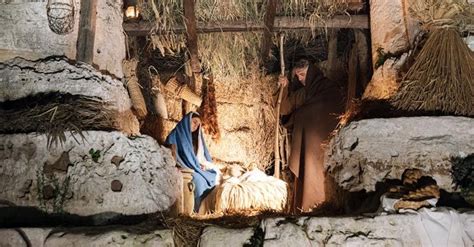 Da Custonaci A Segesta Per La Prima Volta E In Notturna Il Presepe