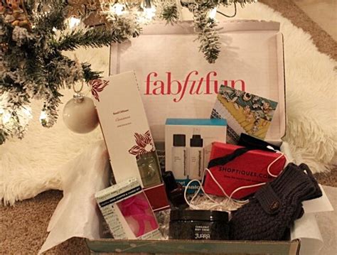 FabFitFun Winter Box Review KASEY RENĀ