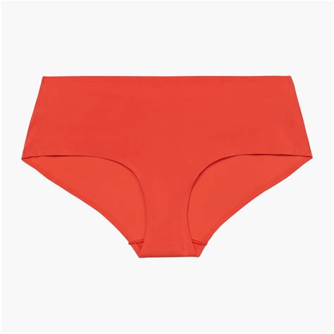 Savage X Fenty Rihanna S Lingerie Line Has Arrived Glamour