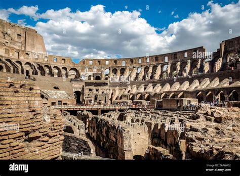 Rome Historical Landmarks Hi Res Stock Photography And Images Alamy