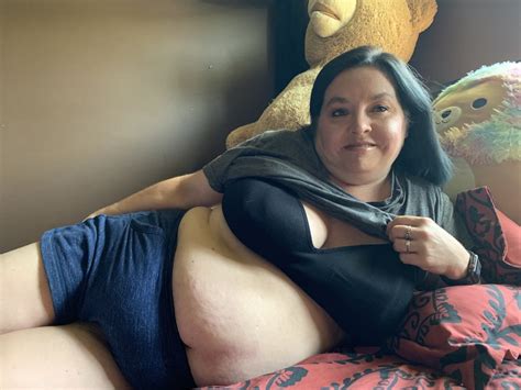 Sexy Bbw Relaxing Before Bed Pics Xhamster