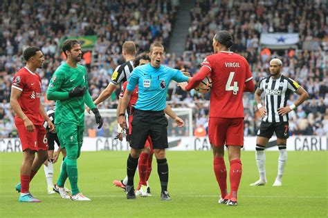 Liverpool S Van Dijk Charged By Fa Over Red Card Reaction