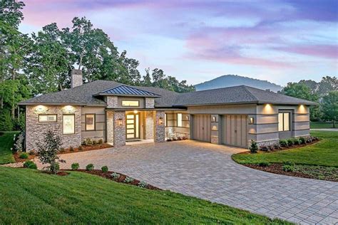 Bedroom Single Story Transitional Home With Courtyard Entry Garage