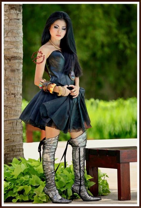 Foto Hot Dan Biodata Karina Ranau Si Aeerdy