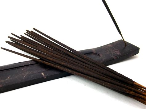 20 Cherry Almond Scented Incense Sticks On Luulla