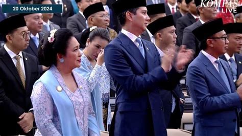 Senyum Titiek Soeharto Temani Prabowo Di Istana Usai Pelantikan