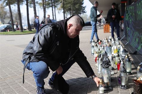 Wybuch metanu w kopalni Pniówek ratownicy idą po siedmiu