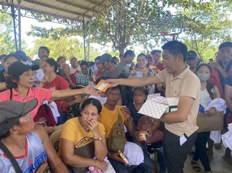 Davao De Oro Flood Victims Receive Aid From Bong Go Daily Tribune