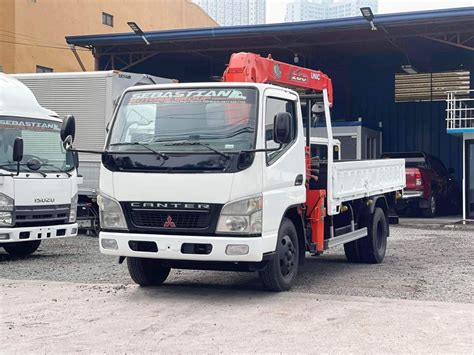 Fuso Canter Boom Truck Unic T Section Crane Molye Special