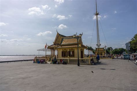 Phnom Penh Promenade At The Mekong River Creative Commons Bilder