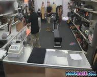 Muscular Chick Do An Impromptu Video Naked For Cash