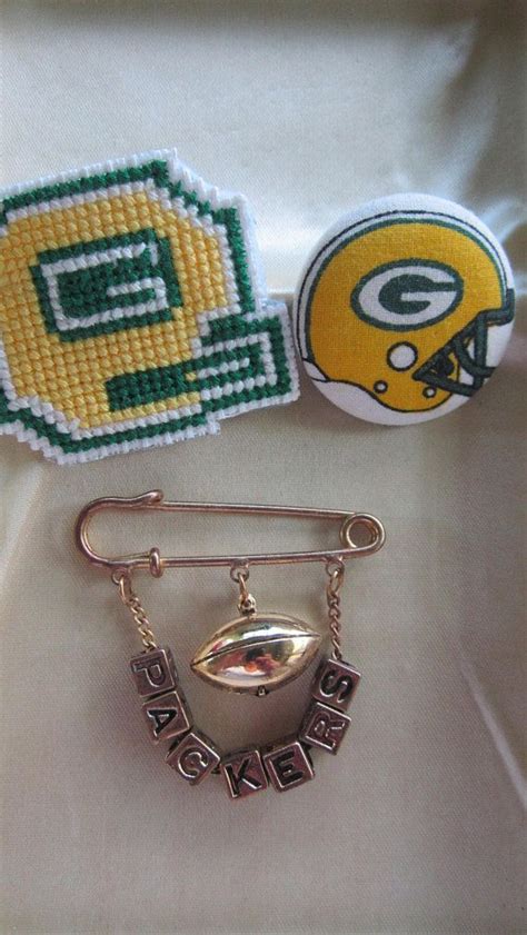 3 Vintage Green Bay PACKER NFL Football Lapel Hat Pin Lot Traditional