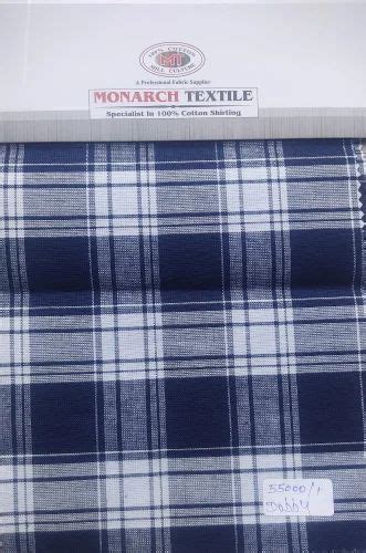 58 60 Inches Cotton Indigo Dobby Checks Shirting Fabrics Packaging