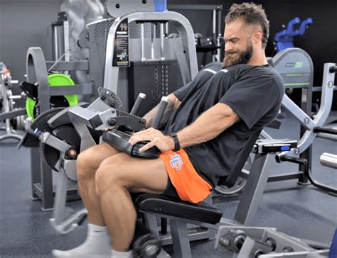 Seated Leg Curls Are Better Than Lying Leg Curls The Barbell