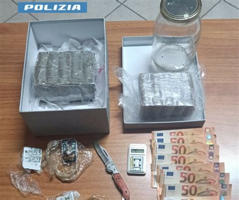 Operazione Anti Droga Giovani Trovati Con Oltre Kg Di Hashish