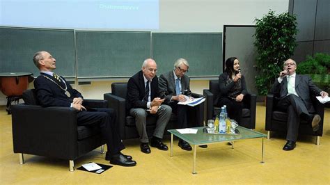 D Sseldorf Debatte Um Zukunft Der Heine Uni