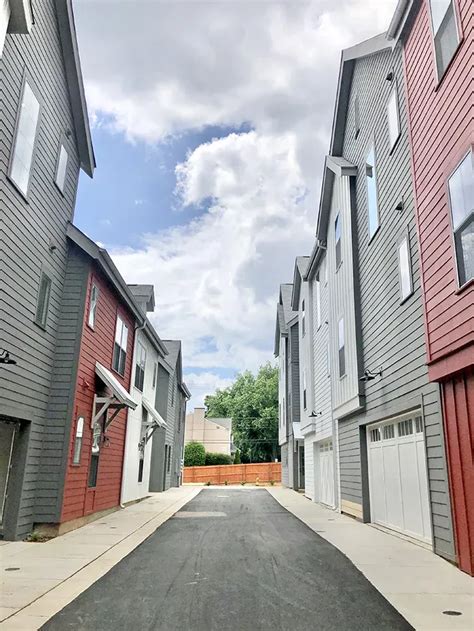 Charlottes First Pocket Community Now Leasing Townhomes Near Plaza