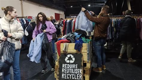 À Amiens La Friperie No Fast Fashion Attend Jusquà 20 000 Personnes