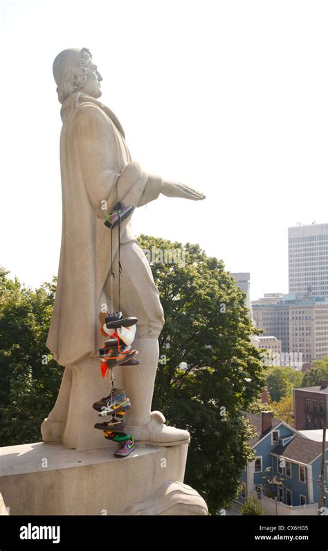 Roger williams statue hi-res stock photography and images - Alamy