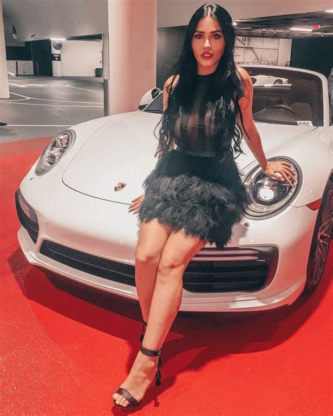 Épinglé Par Sonia Yaman Sur Girls And Cars Porsche Femme