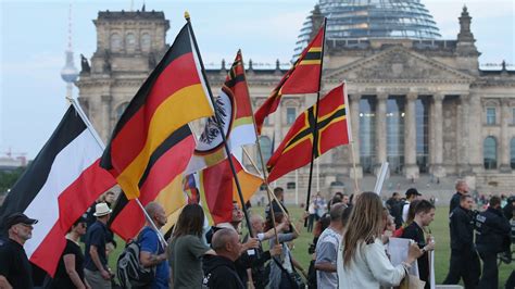 Geschichtsbild Der Neuen Rechten Worth Lsen Von Nation Volk Und