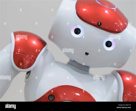 Nao Un Robot Humanoïde Autonome Programmable Par Aldebaran Robotics