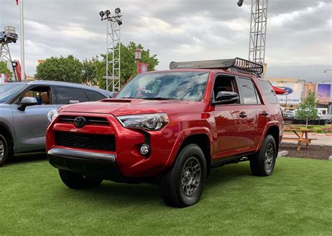 2020 Toyota 4runner Venture Edition Arrives With Yakima Megawarrior