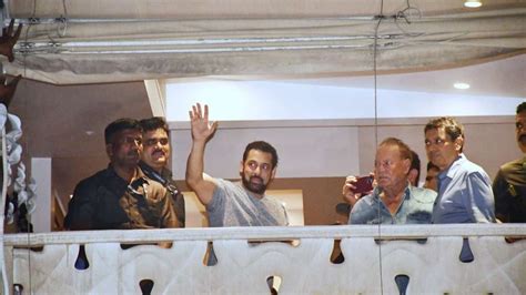 Salman Khan Waves At Sea Of Fans Gathered Outside Galaxy On His 58th