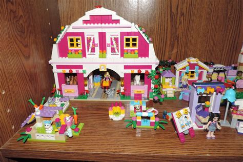 LEGO Friends Horse Stable by robinmorehouse on DeviantArt