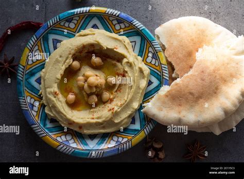 Hummus With Pita Bread Classic Israeli Hummus Close Up Photo Balanced